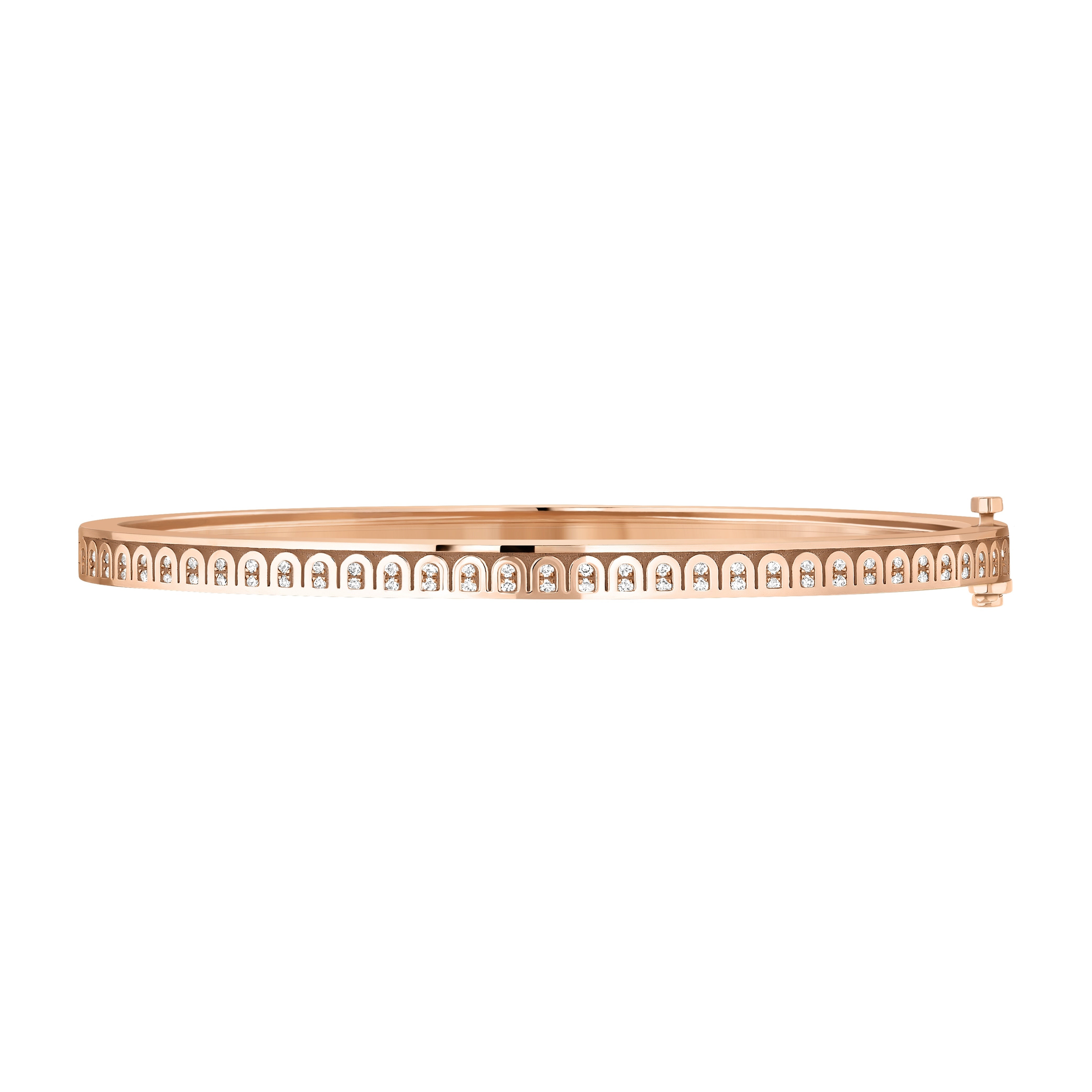 The L’Arc de DAVIDOR Bangle Mini, 18k Rose Gold with Satin Finish and Brilliant Diamonds, showcases repeating arch motifs set with diamonds, shown from the side on a white background.