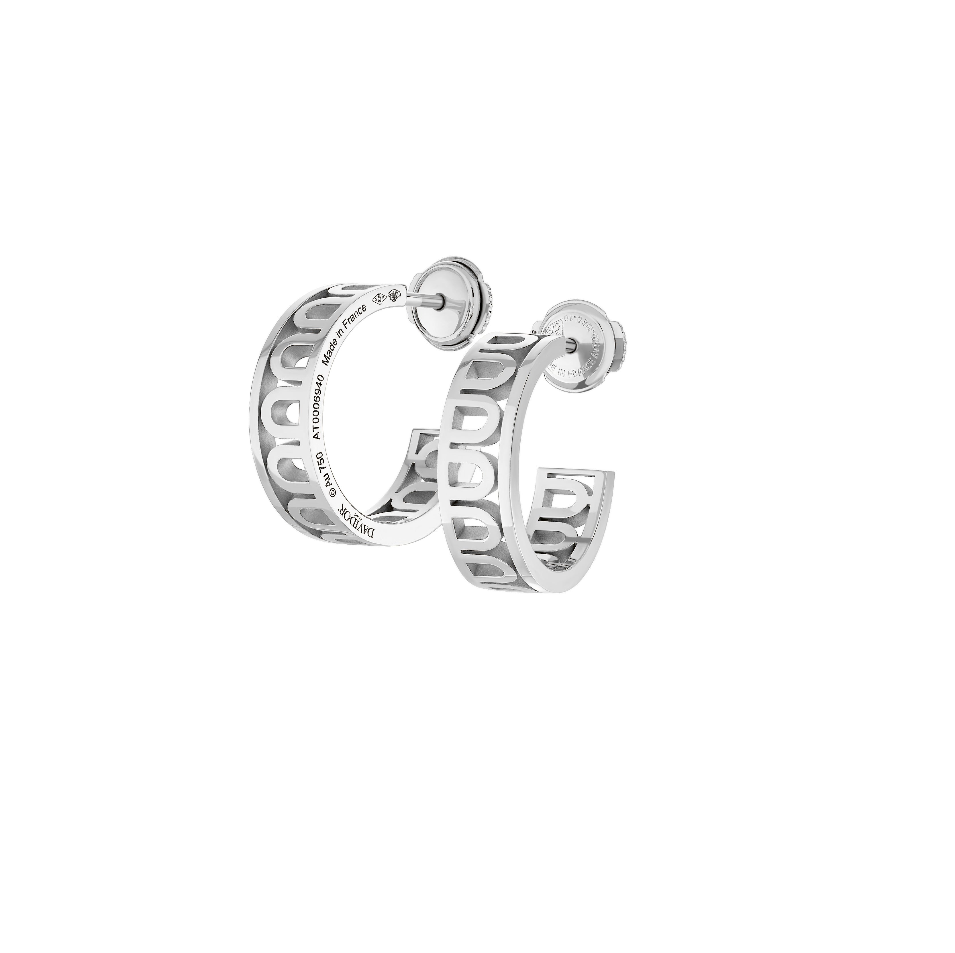The L’Arc Treille Creole Earring PM Mini, 18k White Gold features an openwork design with cut-out sections and a post back closure, displayed on a white background.