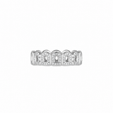 The Pop Arc Uniforme Ring PM by DAVIDOR Paris, crafted in 18k white gold and set with sparkling diamonds, features a repeating arch motif inspired by 1960s jewelry, shown on a plain white background.