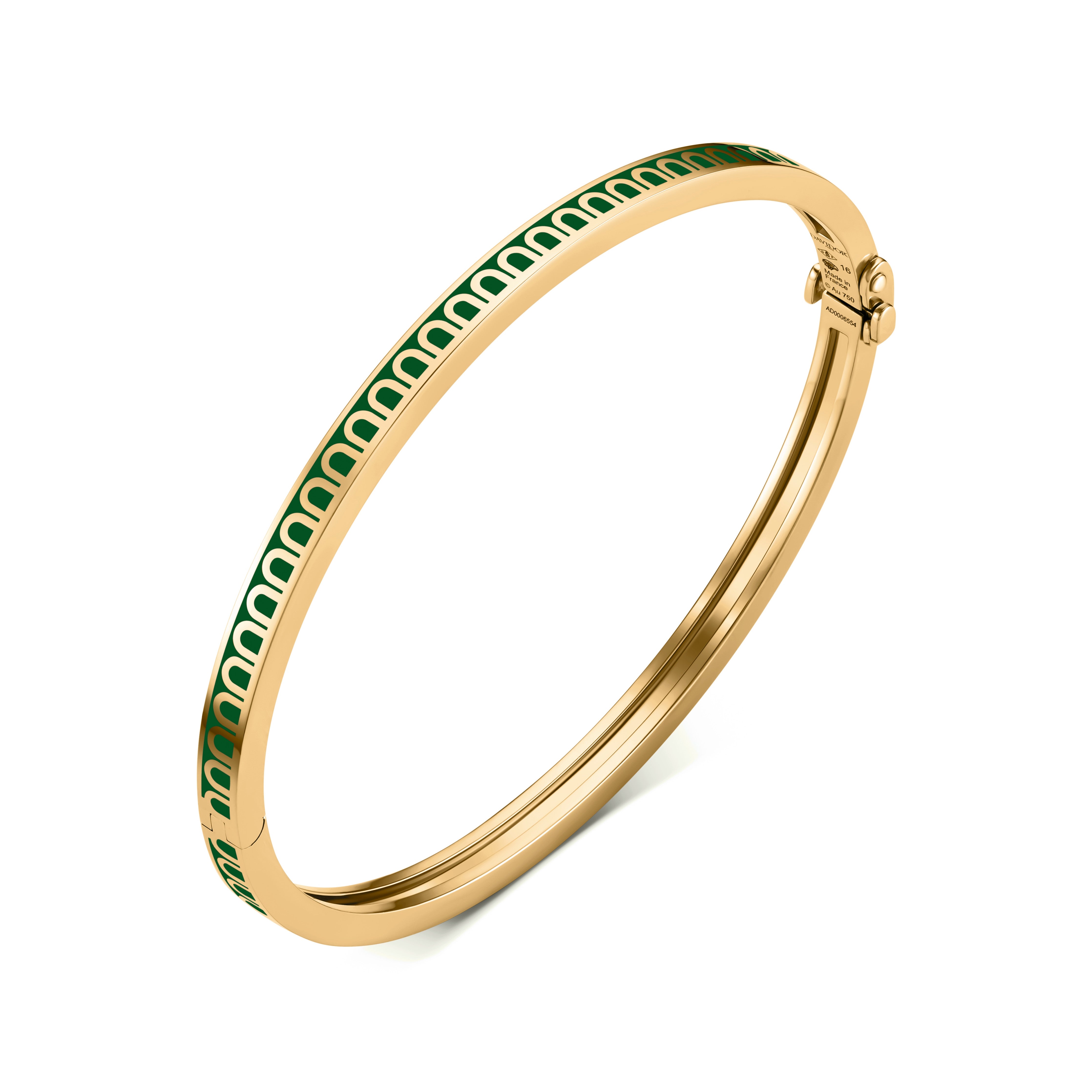 The L’Arc de DAVIDOR Bangle Mini, 18k Yellow Gold with Lacquered Ceramic features a green U-shaped pattern inlay on white, offering a stackable and expertly crafted Parisian jewelry piece.