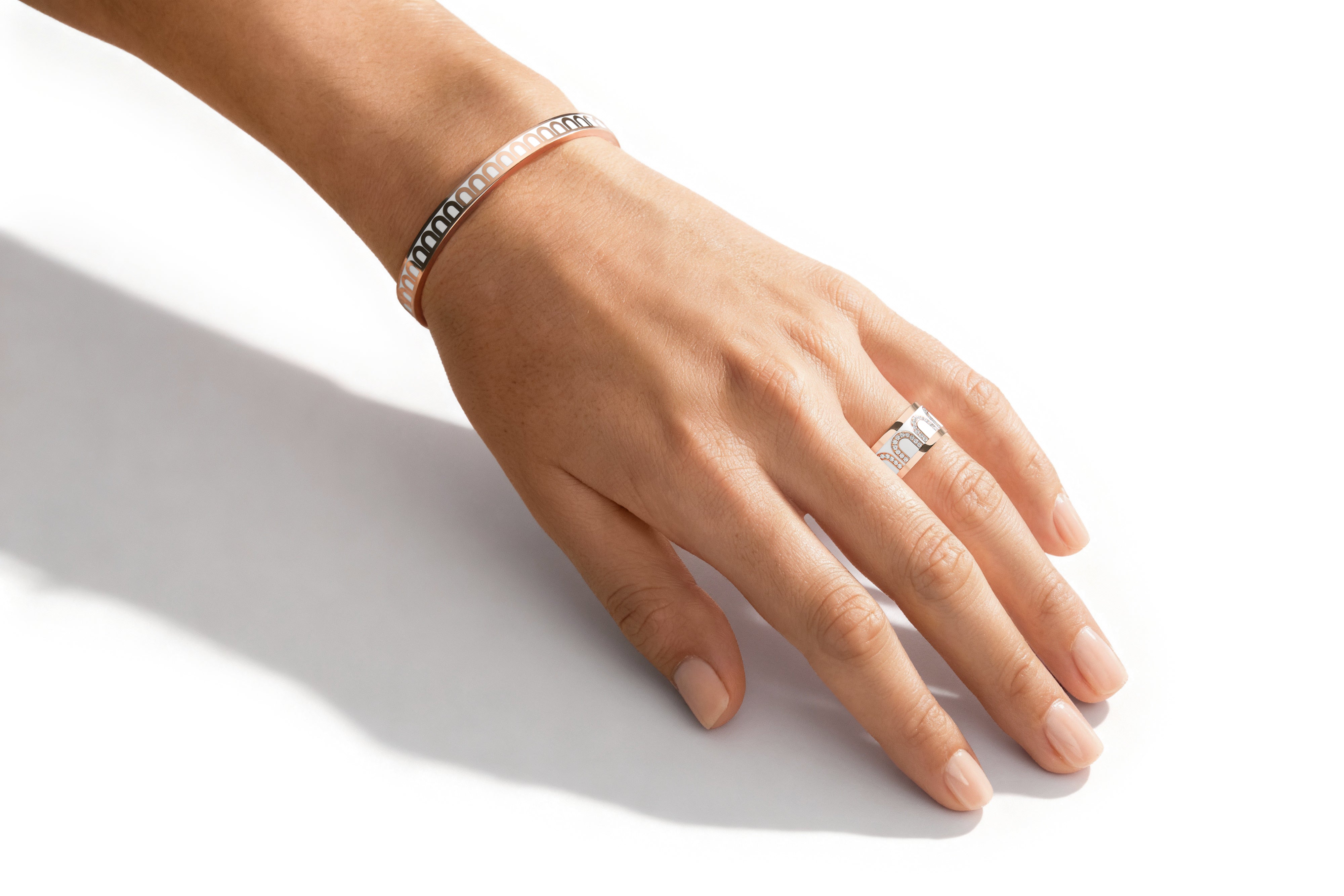 L'Arc de DAVIDOR Ring GM, 18k Rose Gold with Neige Lacquered Ceramic and Arcade Diamonds - DAVIDOR